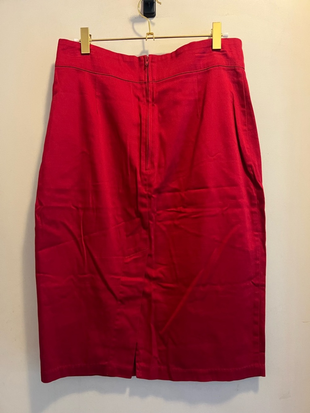 High Waisted Pencil Skirt - Picture 3 of 7